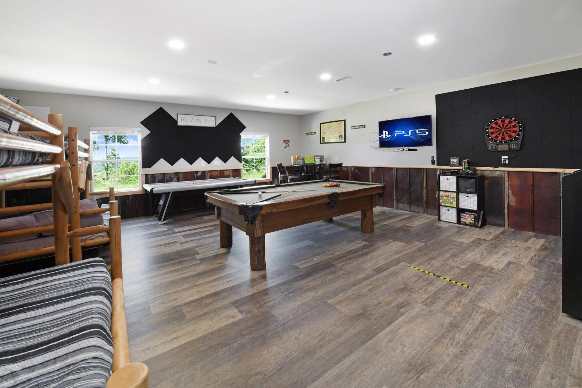 H2Oasis Incredible Pool Retreat With Mountains Views! Villa เซอเวียร์วีล ภายนอก รูปภาพ